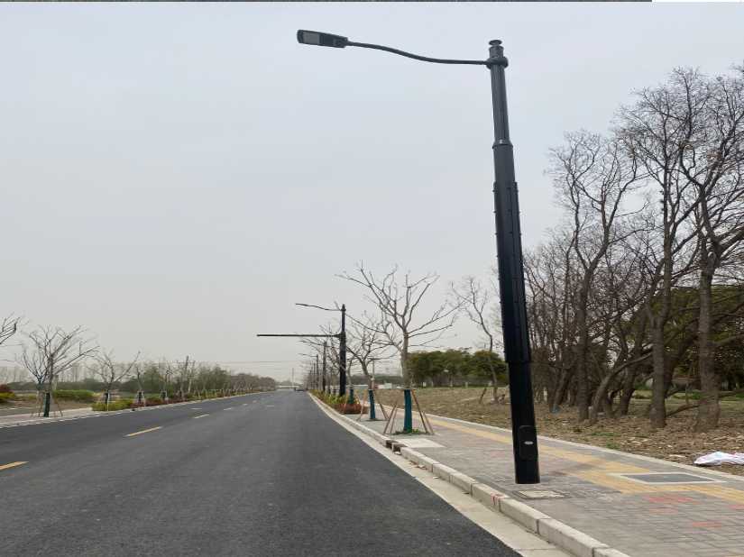 乌海市上海综合杆 太阳能路灯工程