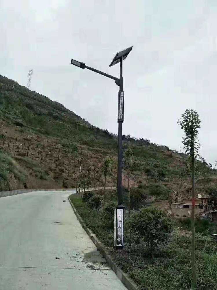 乌海市仿古太阳能路灯